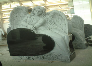 中国 ハート形の彫版の花こう岩の墓石、切り分けられた天使の注文の記念の石 サプライヤー