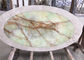 卵形の石造りのテーブルの上、コーヒー茶テーブルのための薄緑のオニックスのテーブルの上 サプライヤー